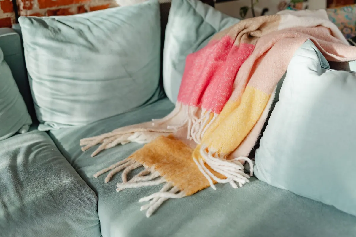Common Mistakes That Make Your Living Room Feel Cold
